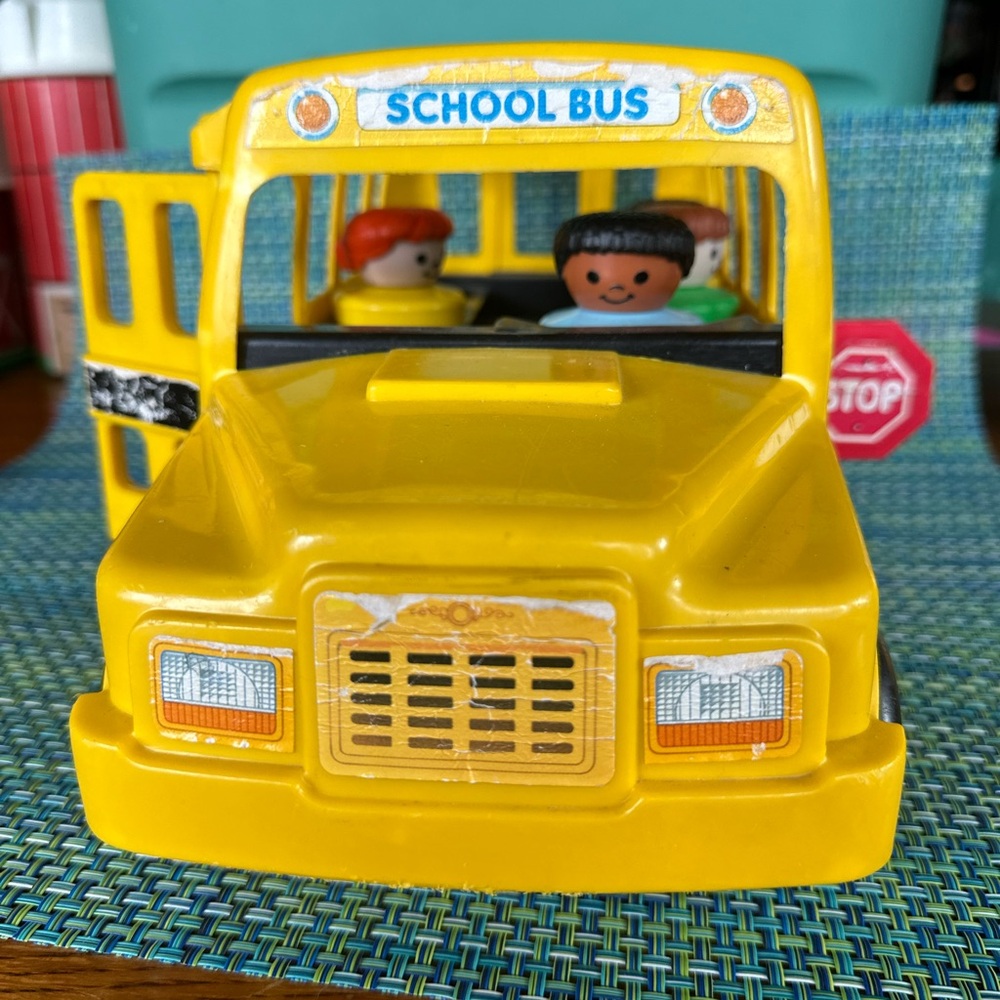 Vintage 1991 Fisher Price Little People Bus
